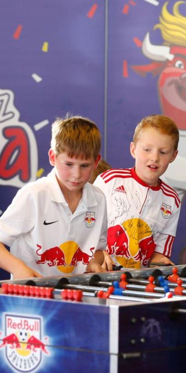 Kinder-Kicker.jpg
